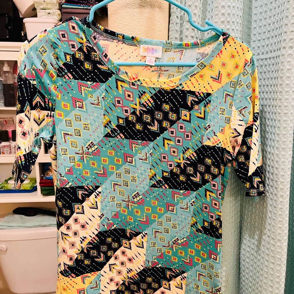 ‼️BOGO SPECIAL‼️NWOT Small LulaRoe Gigi